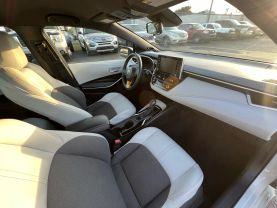 Toyota Corolla Hatchback - Thumbnail 17