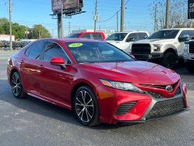 Toyota Camry - Thumbnail 2