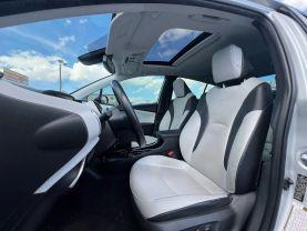 Toyota Prius - Thumbnail 12