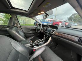 Honda Accord - Thumbnail 16