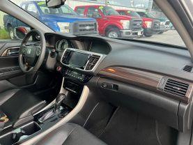 Honda Accord - Thumbnail 17