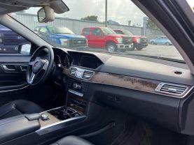 Mercedes-Benz E-Class - Thumbnail 15