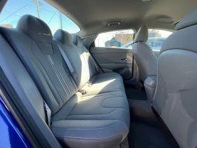 Hyundai Elantra - Thumbnail 17