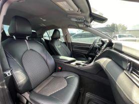 Toyota Camry - Thumbnail 19