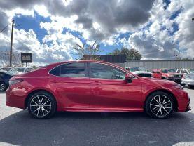 Toyota Camry - Thumbnail 9