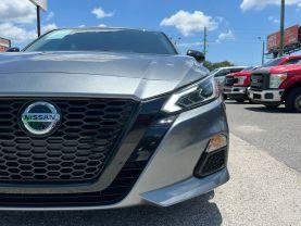 Nissan Altima - Thumbnail 11