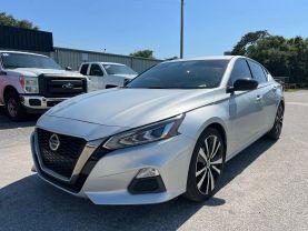 Nissan Altima - Thumbnail 4