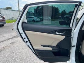 Honda Civic - Thumbnail 19