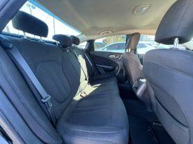 Chrysler 200 - Thumbnail 17