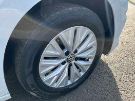 Volkswagen Jetta - Thumbnail 19