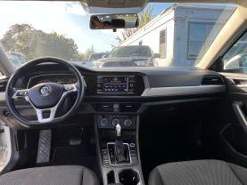 Volkswagen Jetta - Thumbnail 17