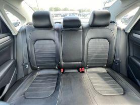 Volkswagen Passat - Thumbnail 14