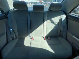 Toyota Corolla - Thumbnail 13