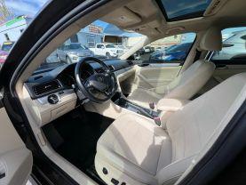 Volkswagen Passat - Thumbnail 10