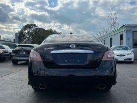 Nissan Maxima - Thumbnail 7