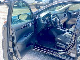 Nissan Sentra - Thumbnail 10