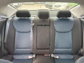 Hyundai Elantra - Thumbnail 12