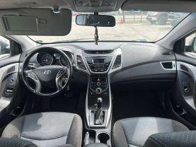 Hyundai Elantra - Thumbnail 11