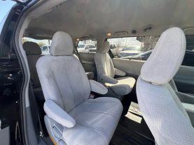 Toyota Sienna - Thumbnail 19