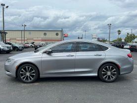 Chrysler 200 - Thumbnail 5