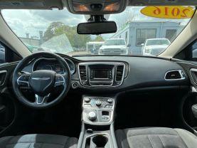 Chrysler 200 - Thumbnail 19