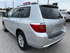 Toyota Highlander - Thumbnail 8
