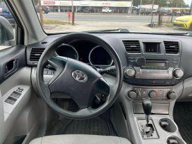 Toyota Highlander - Thumbnail 13