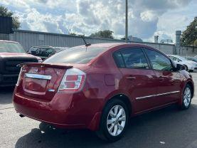 Nissan Sentra - Thumbnail 8