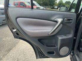 Toyota Rav4 - Thumbnail 19