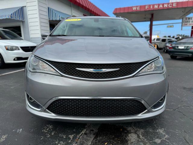 CHRYSLER PACIFICA - Thumbnail 2