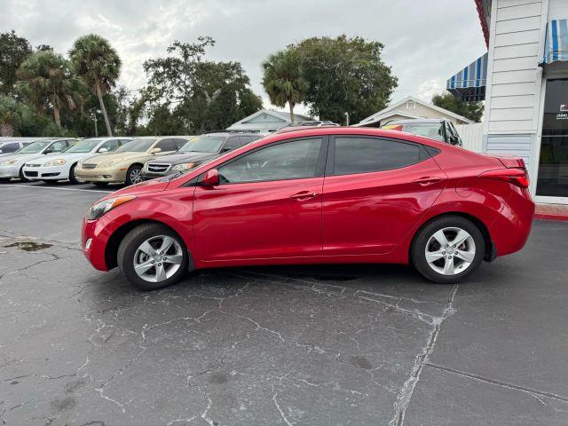 HYUNDAI ELANTRA - Thumbnail 4