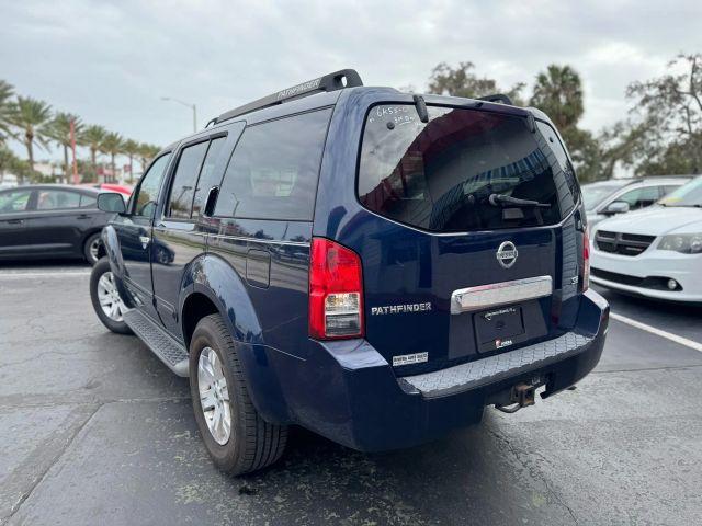 NISSAN PATHFINDER - Thumbnail 5