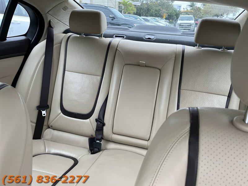 Jaguar Xf 3.0 Portfolio - Thumbnail 10