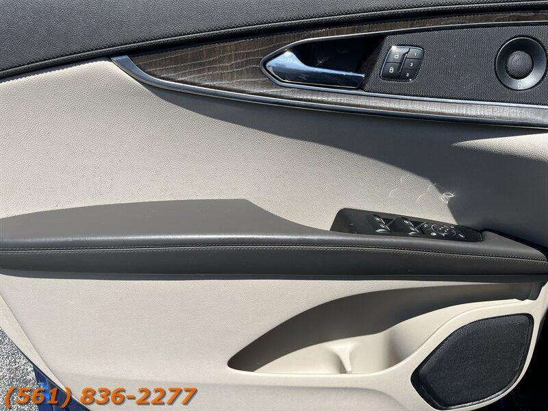 Lincoln Nautilus Reserve - Thumbnail 13