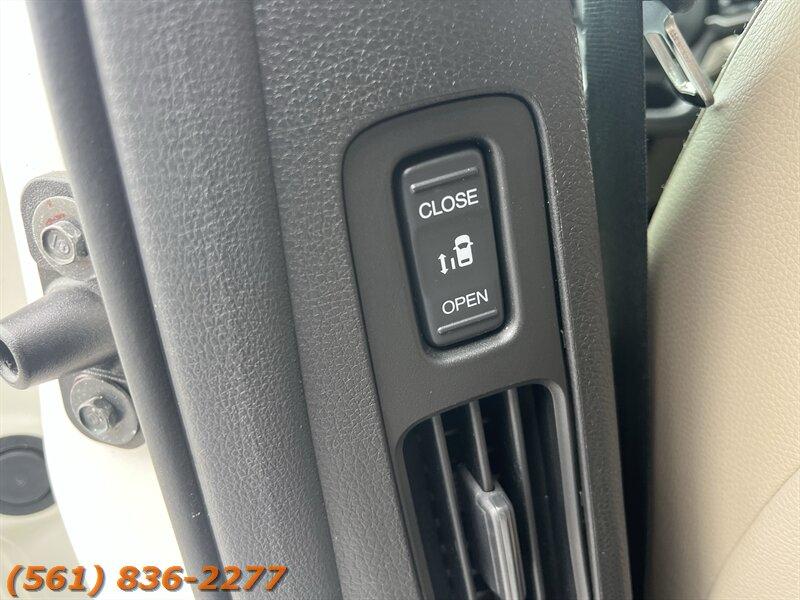 Honda Odyssey Elite - Thumbnail 13