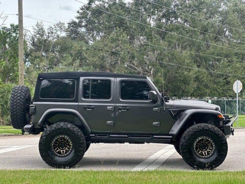 Jeep WRANGLER UNLIMITED - Thumbnail 6