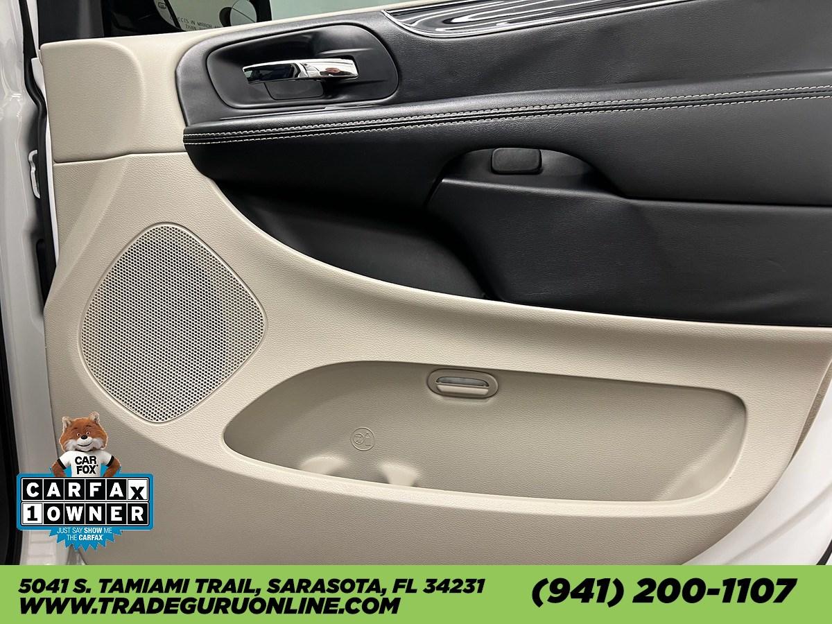 Dodge Grand Caravan Sxt - Thumbnail 18