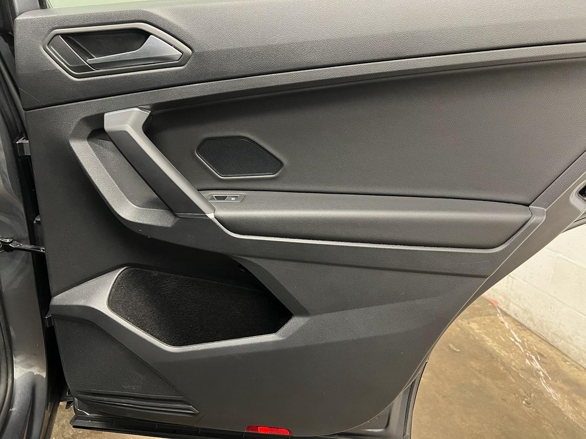 Volkswagen Tiguan Se - Thumbnail 14