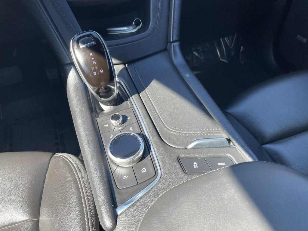 Cadillac XT5 - Thumbnail 17