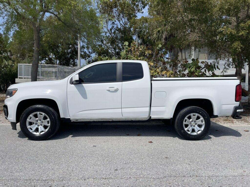 Chevrolet Colorado - Thumbnail 3