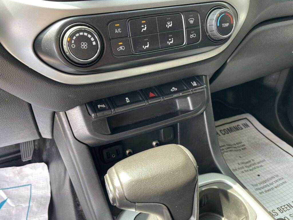 Chevrolet Colorado - Thumbnail 18