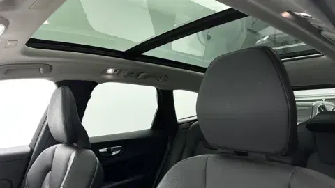 Volvo Xc60 Momentum - Thumbnail 6