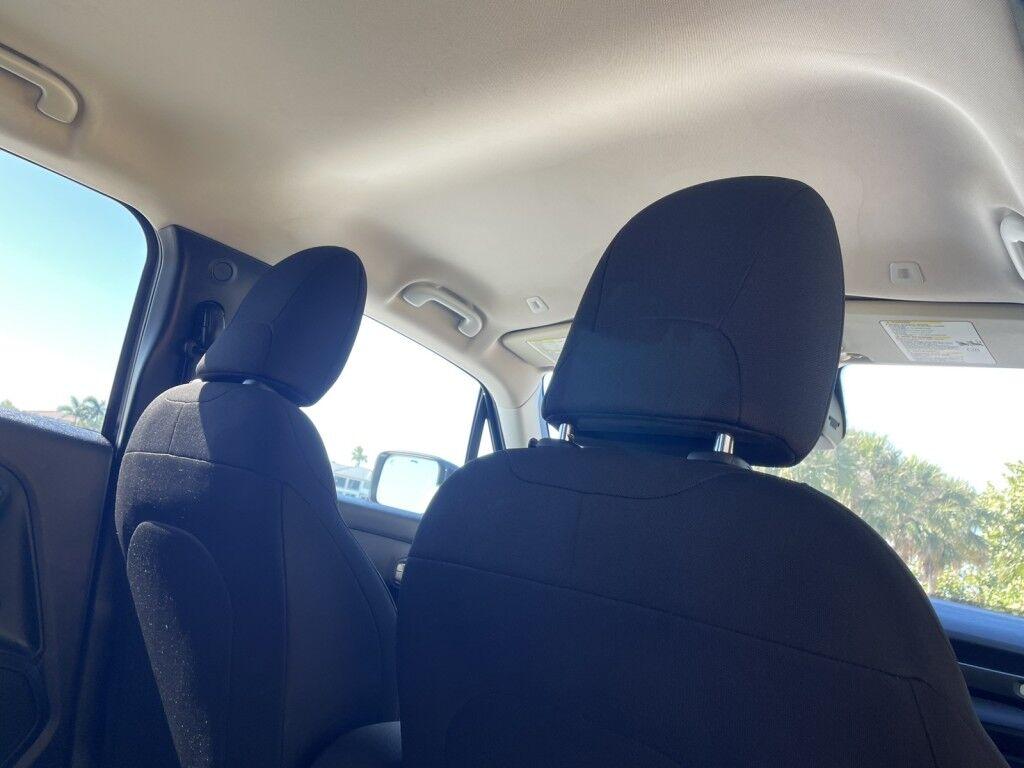 Jeep Renegade - Thumbnail 12