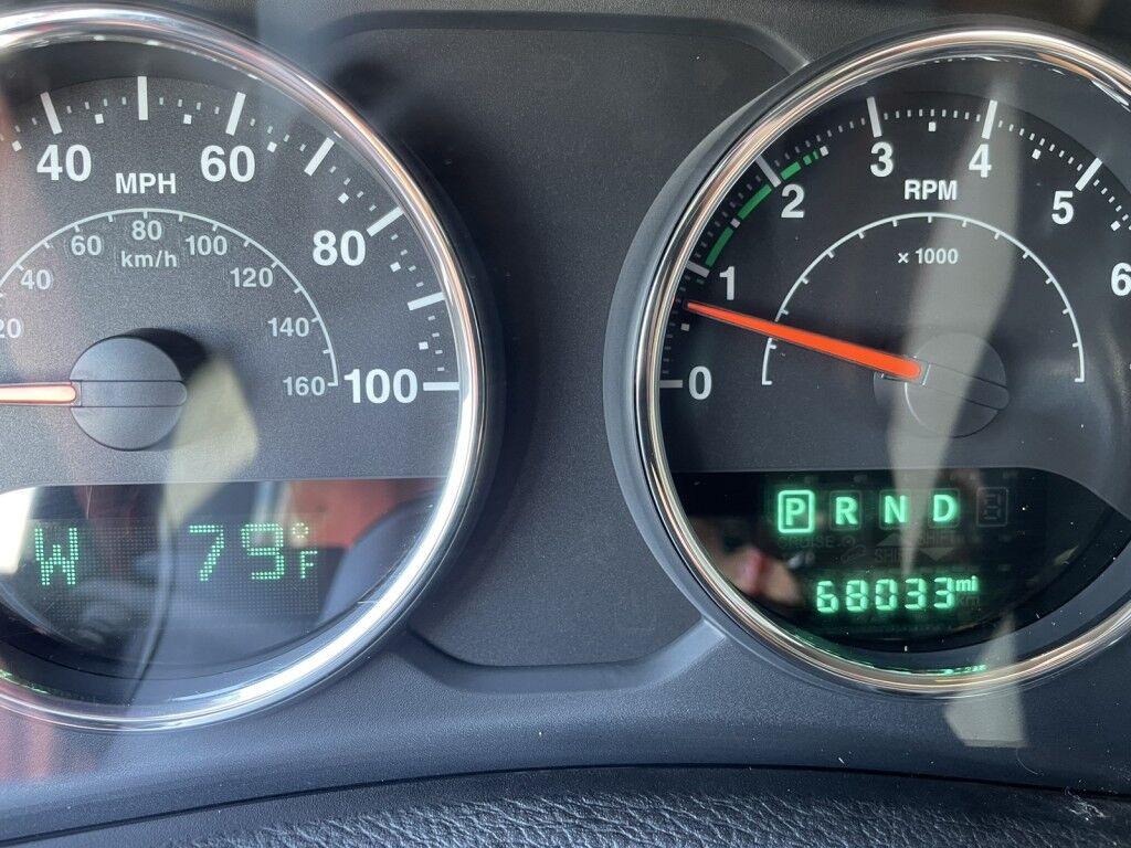 Jeep Wrangler Unlimited - Thumbnail 19