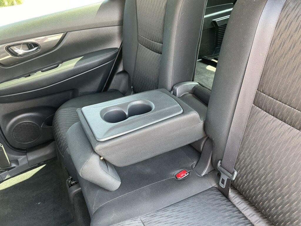 Nissan Rogue - Thumbnail 16