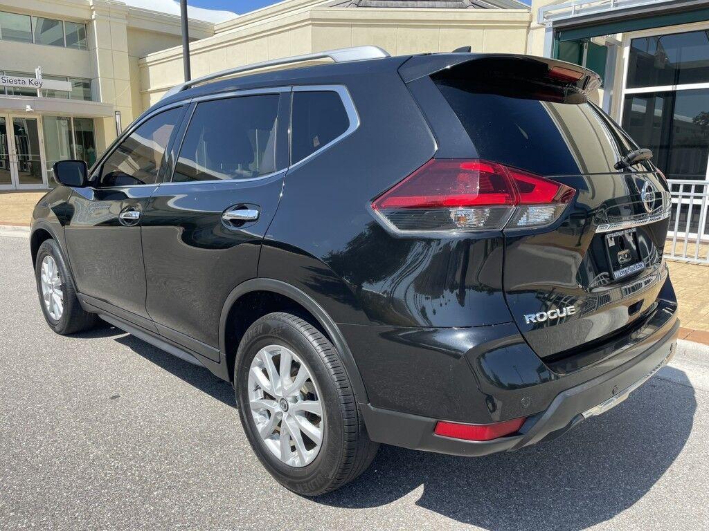 Nissan Rogue - Thumbnail 6