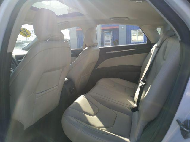 Ford Fusion Hybrid - Thumbnail 9