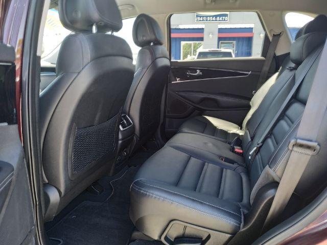 Kia Sorento - Thumbnail 9