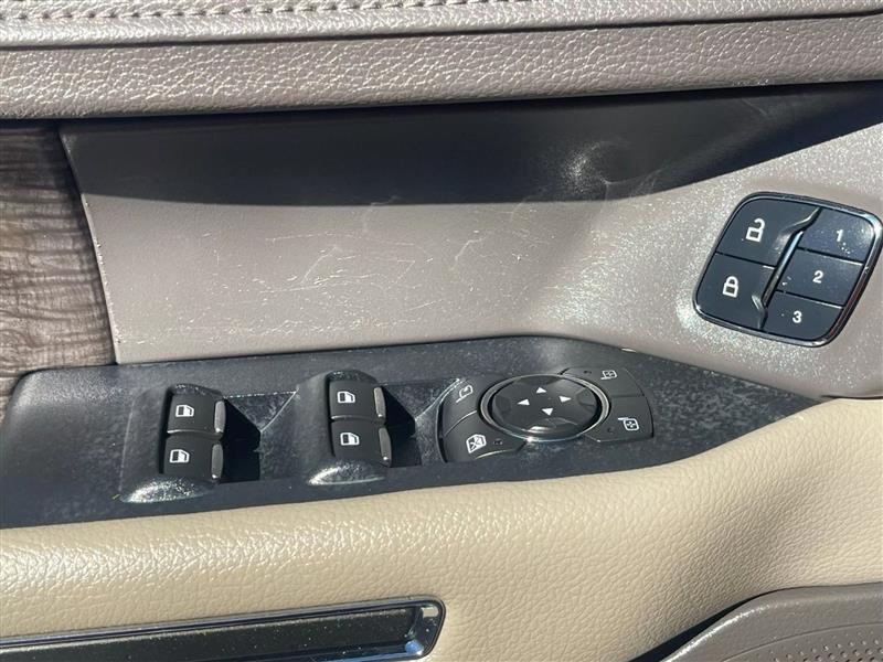 Ford Expedition Max - Thumbnail 10