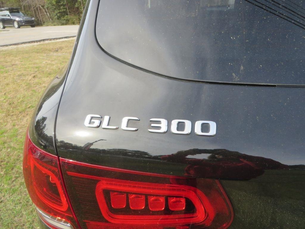 Mercedes-Benz Glc300 - Thumbnail 9